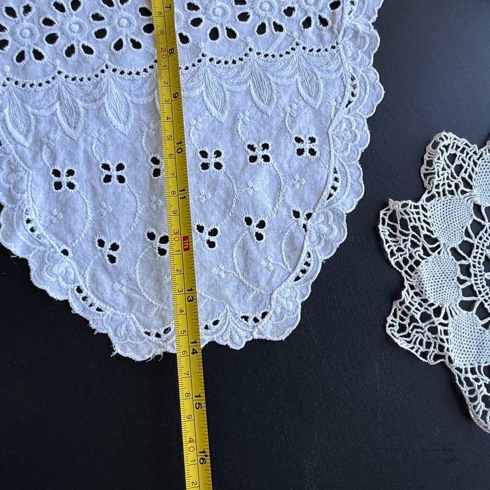 Vintage White Lace Doily Set 4 Piece Crocheted Eyelet Battenburg Mixed Lot - Picture 7 of 11